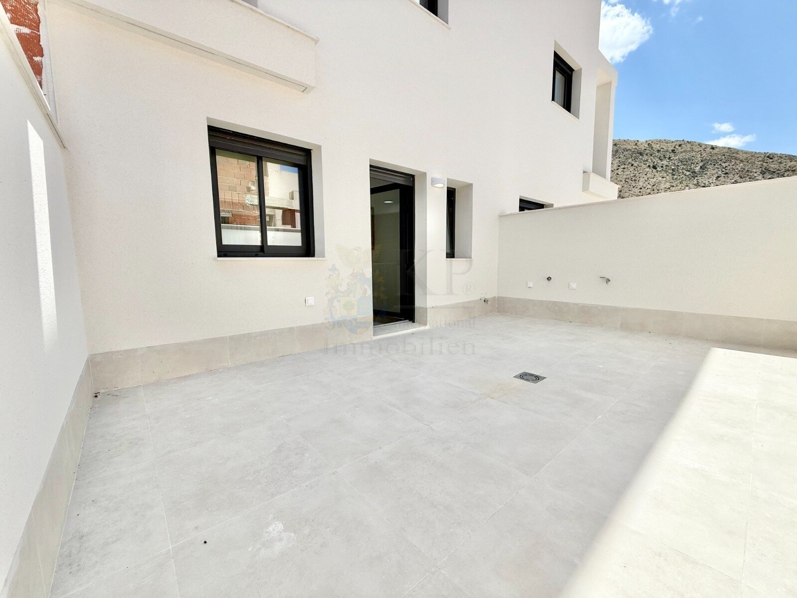 Modernes Wohnen mit Dachterrasse