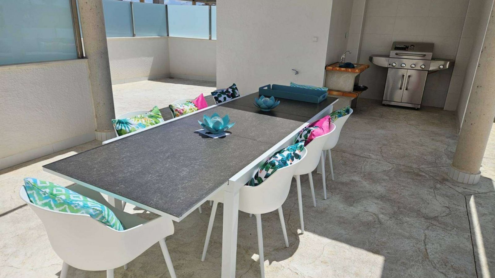 Schönes Haus mit privatem Pool und Solarium