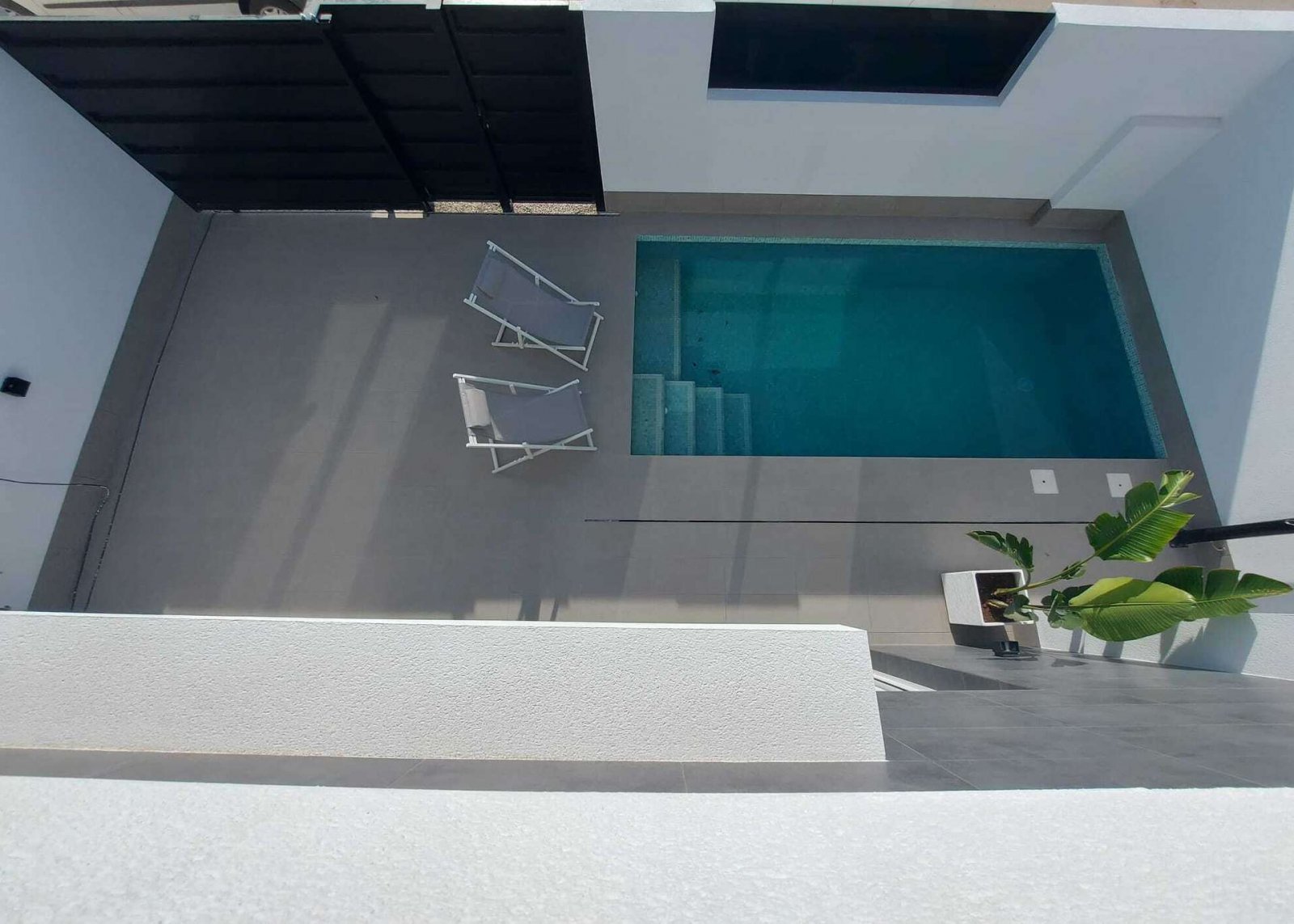 Ebenerdiges Schönes Haus mit Pool
