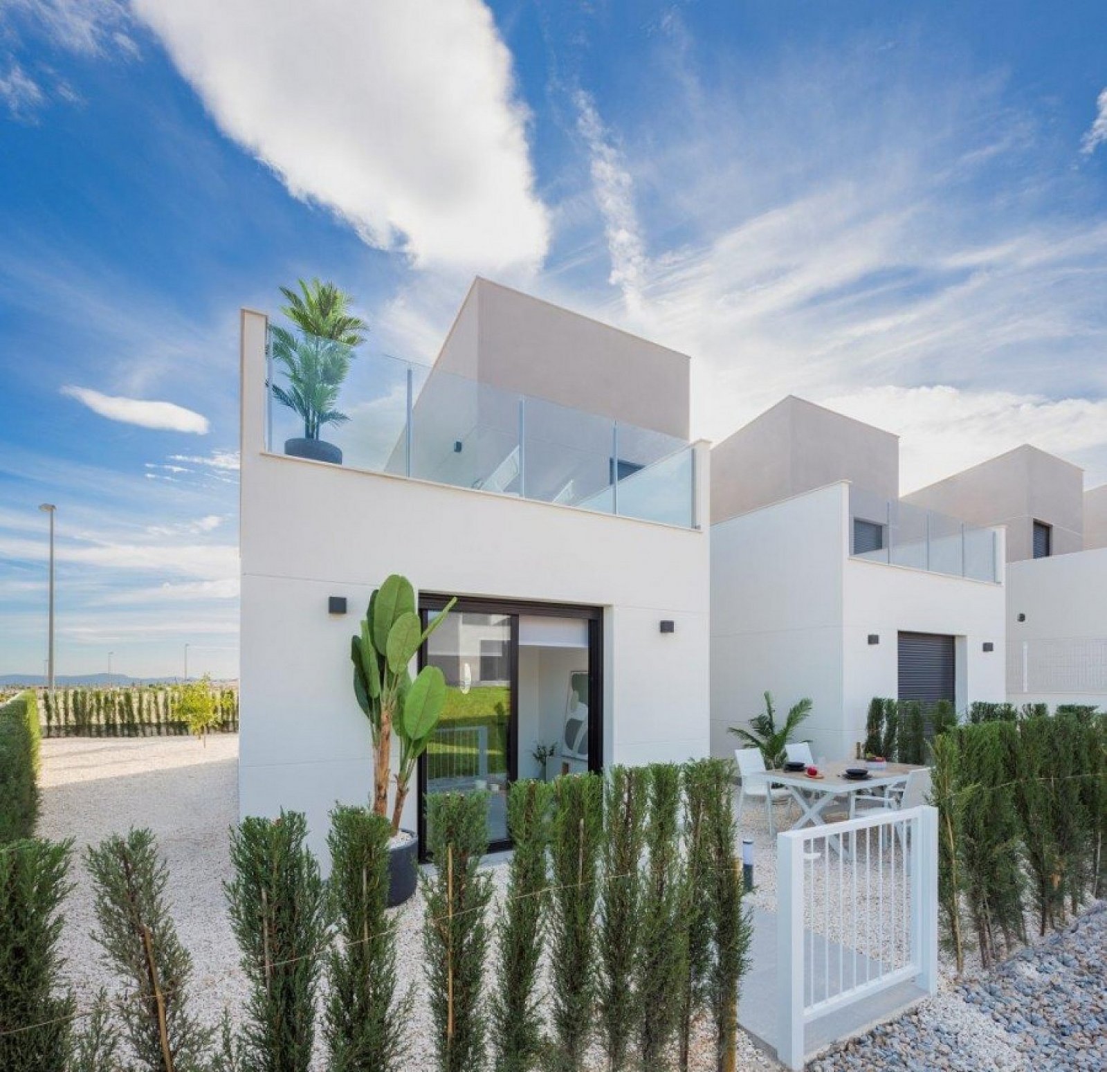 Elegante Villa mit 2 Schlafzimmern und Gemeinschaftspool