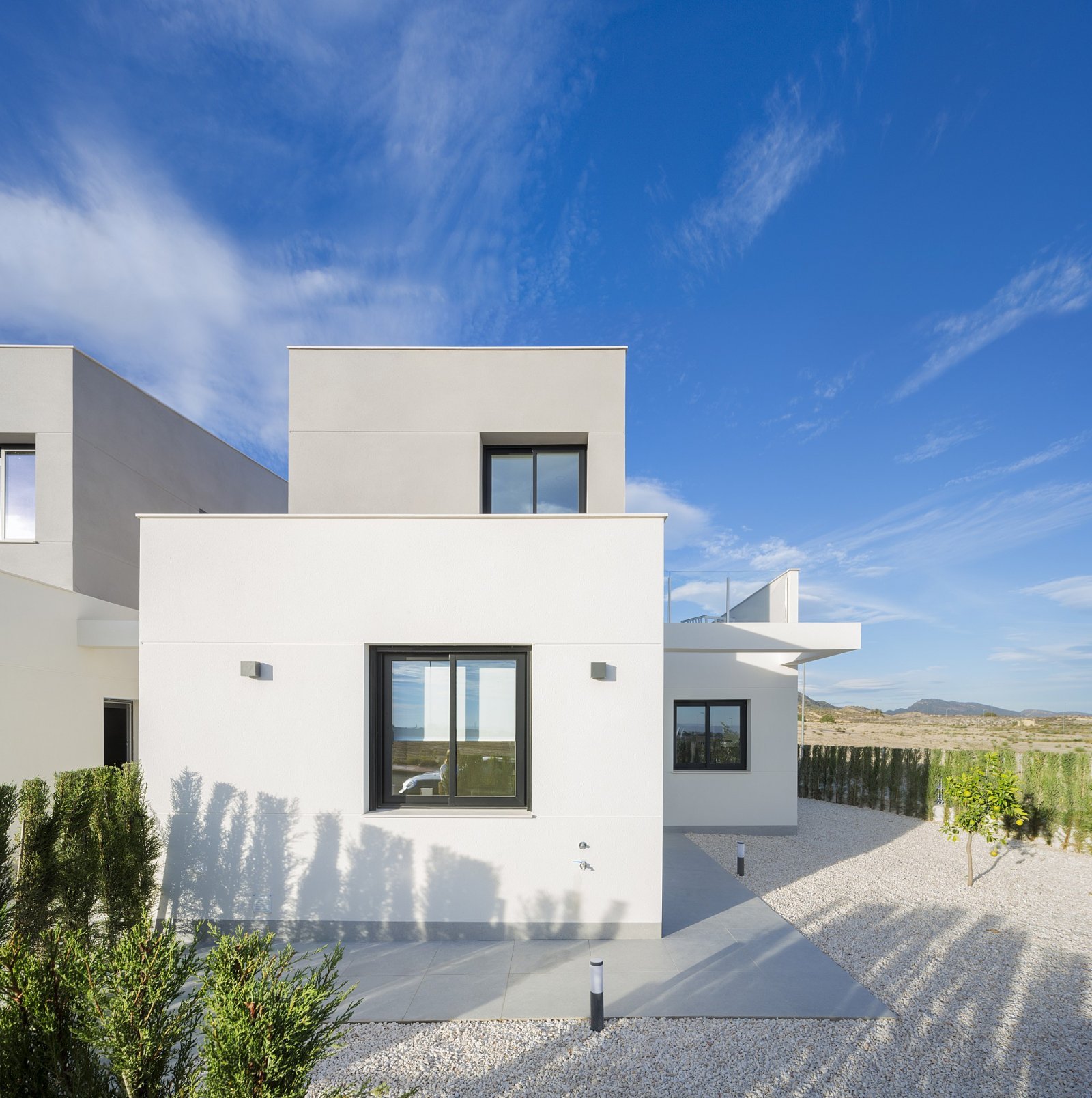 Elegante Villa mit 2 Schlafzimmern und Gemeinschaftspool