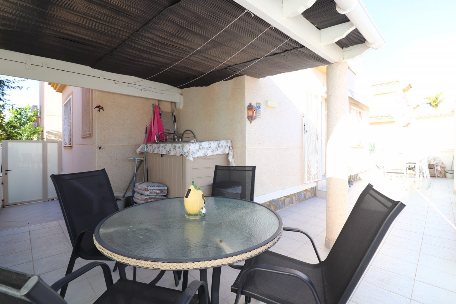 Charmante freistehende Villa mit 3 Schlafzimmern in bester Lage von Ciudad Quesada