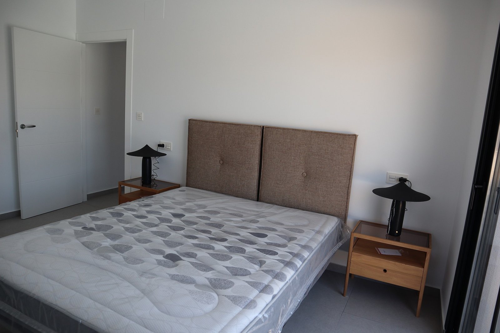 Moderne 3-Zimmer-Villa mit Pool &amp; Solarium