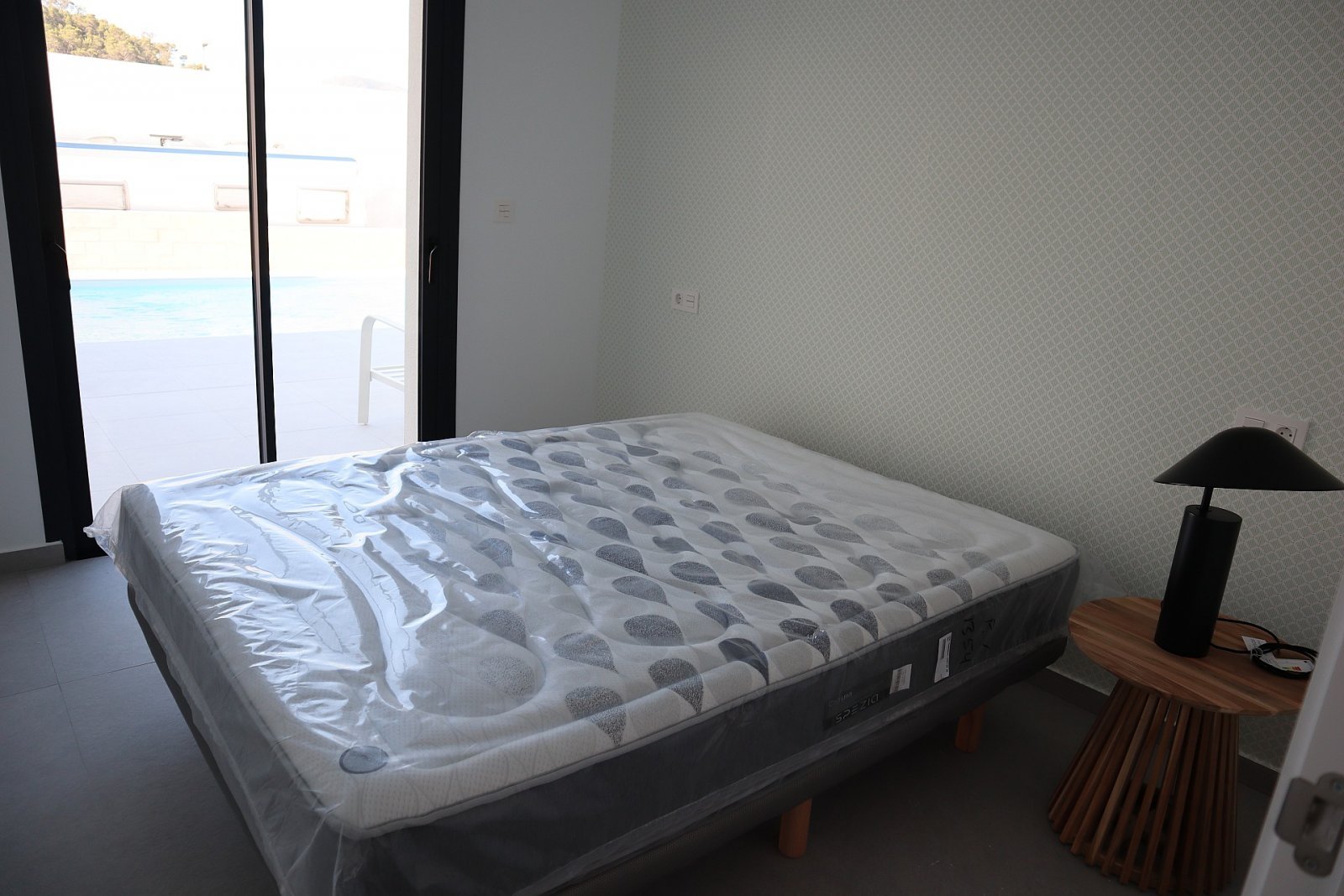 Moderne 3-Zimmer-Villa mit Pool &amp; Solarium
