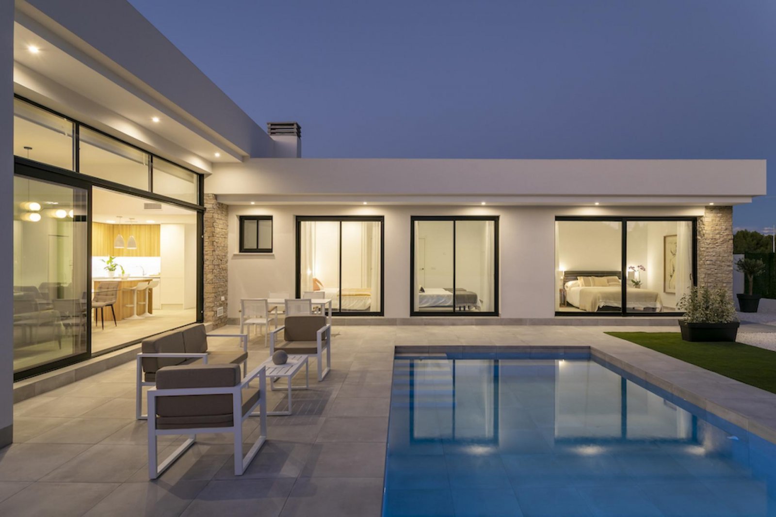 Exklusive Villa mit Pool und Bergblick