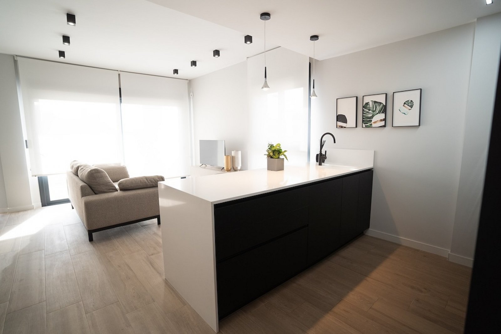 Stilvolles Duplex mit Gemeinschaftspool &amp; sonnigem Wohnkomfort