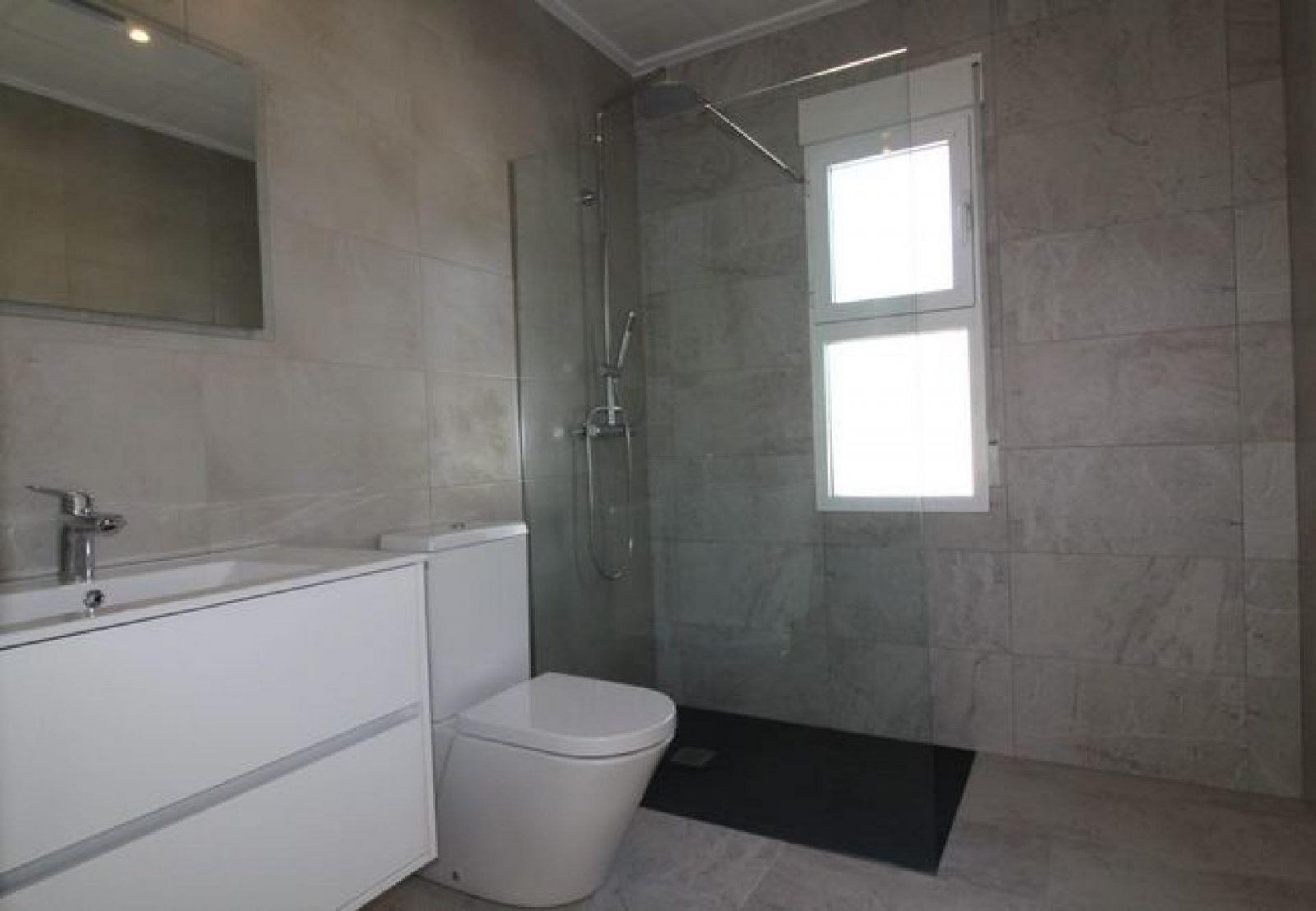 Ihre Traumvilla nach Maß an der Costa Blanca
