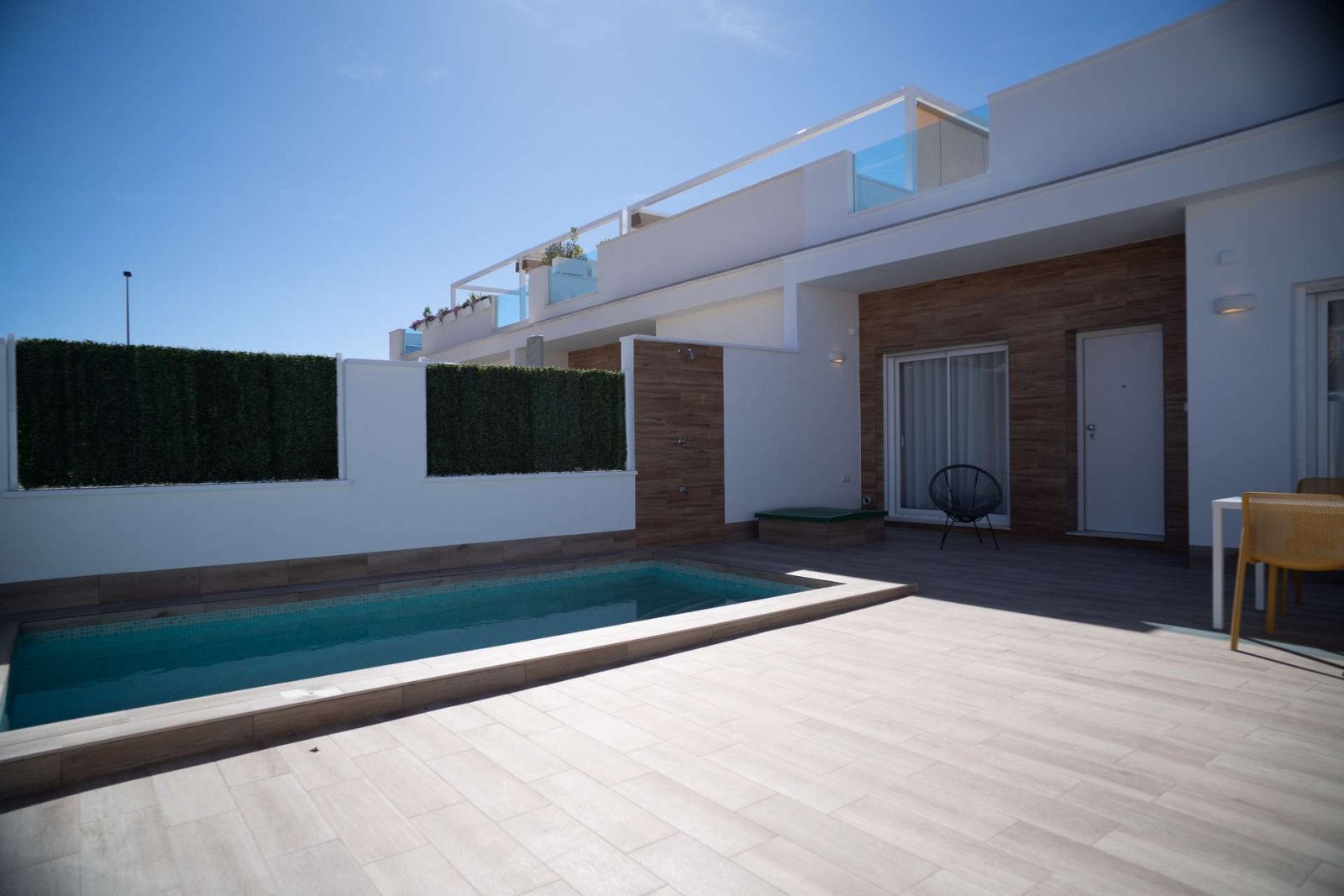 Ebenerdiges Haus mit Meerblick und guter Lage mit Pool