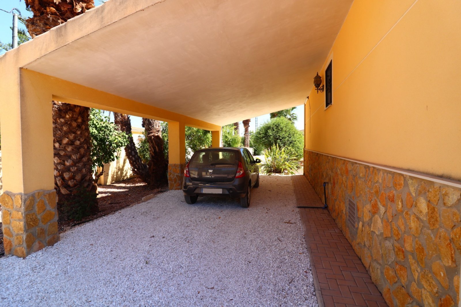 Exklusives Landhaus mit Ruhe und Komfort