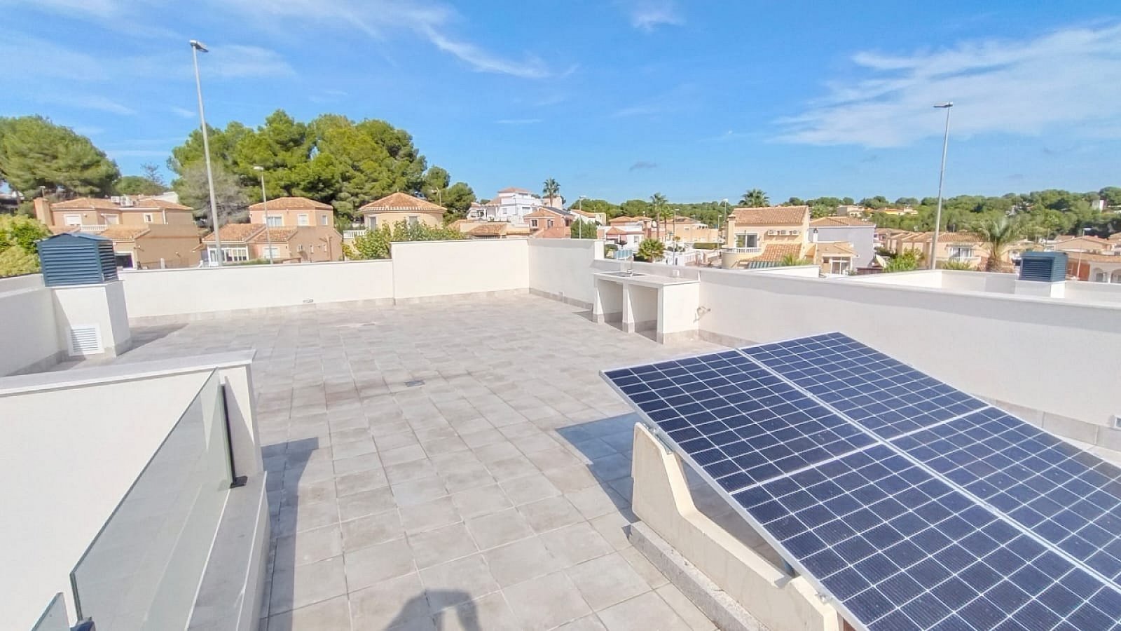 Mediterranes Wohnen in privater Villa