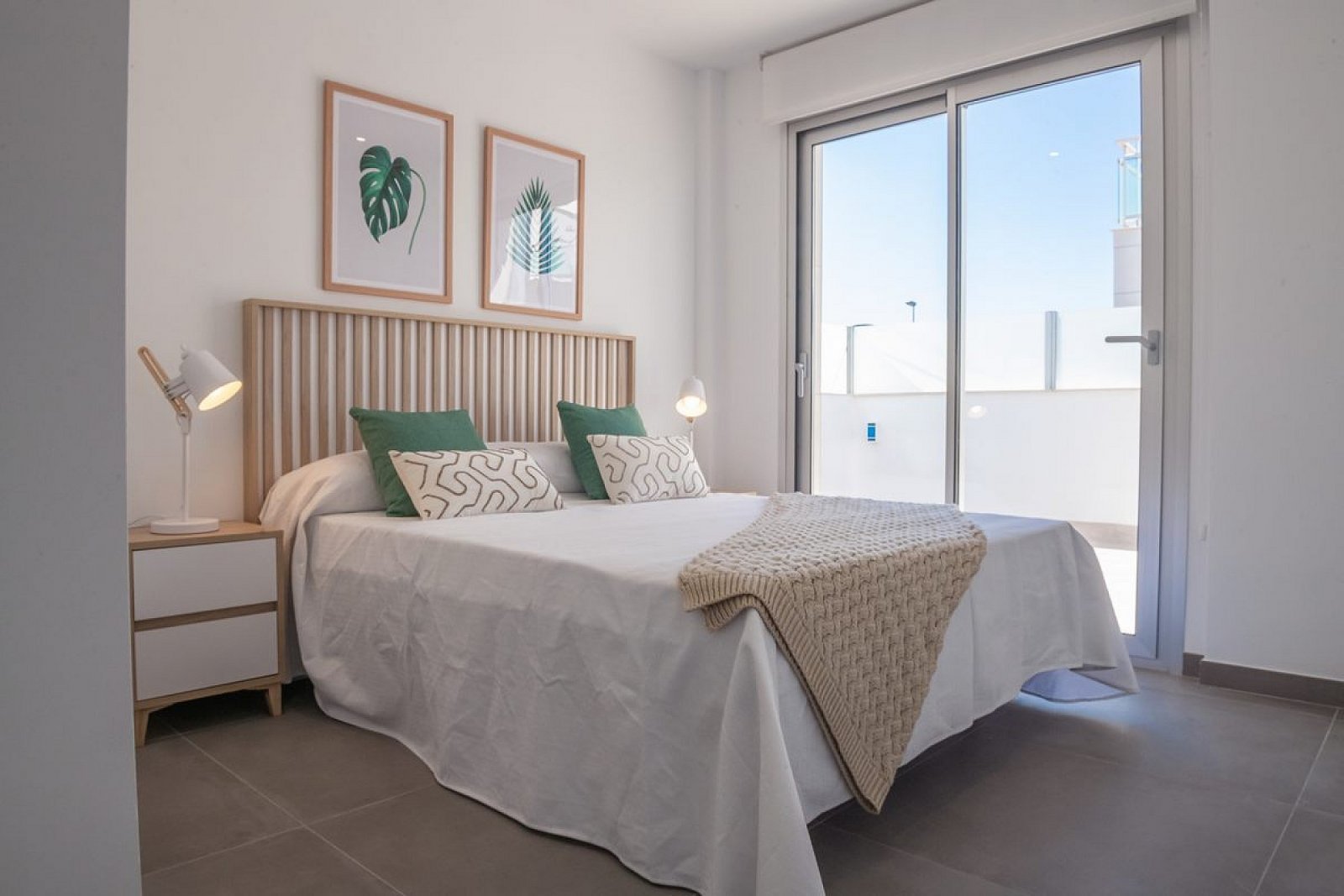 Moderne Villa mit Privatpool und Garage in Los Alcázares