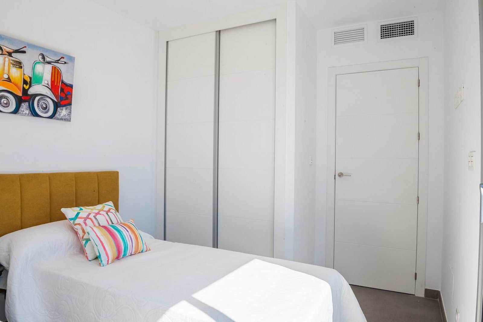 Moderne Villa mit Privatpool und Garage in Los Alcázares