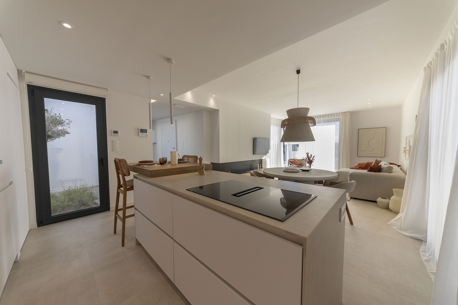 Moderne Golfvilla mit 3 Pool