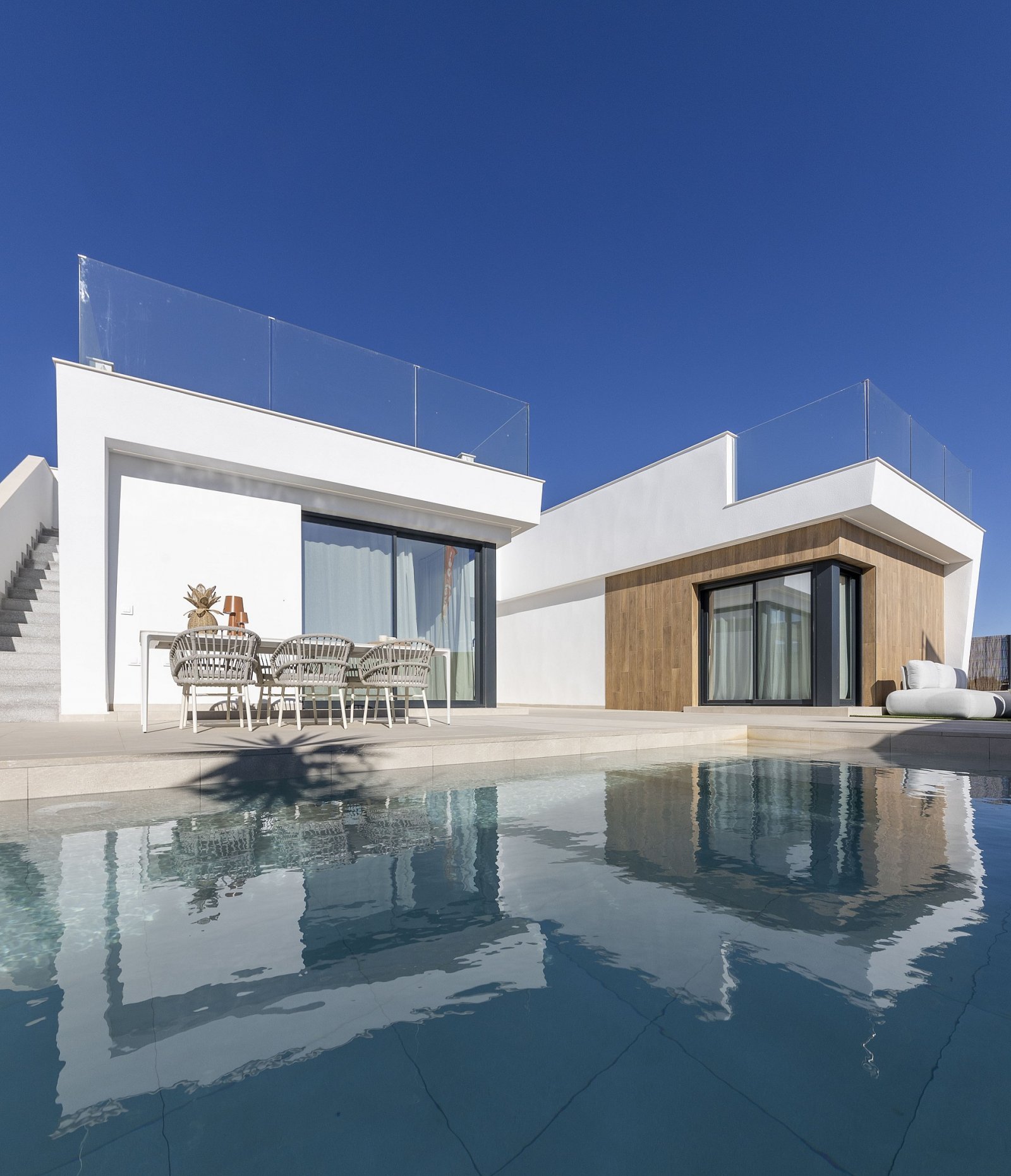 Moderne Golfvilla mit 3 Pool