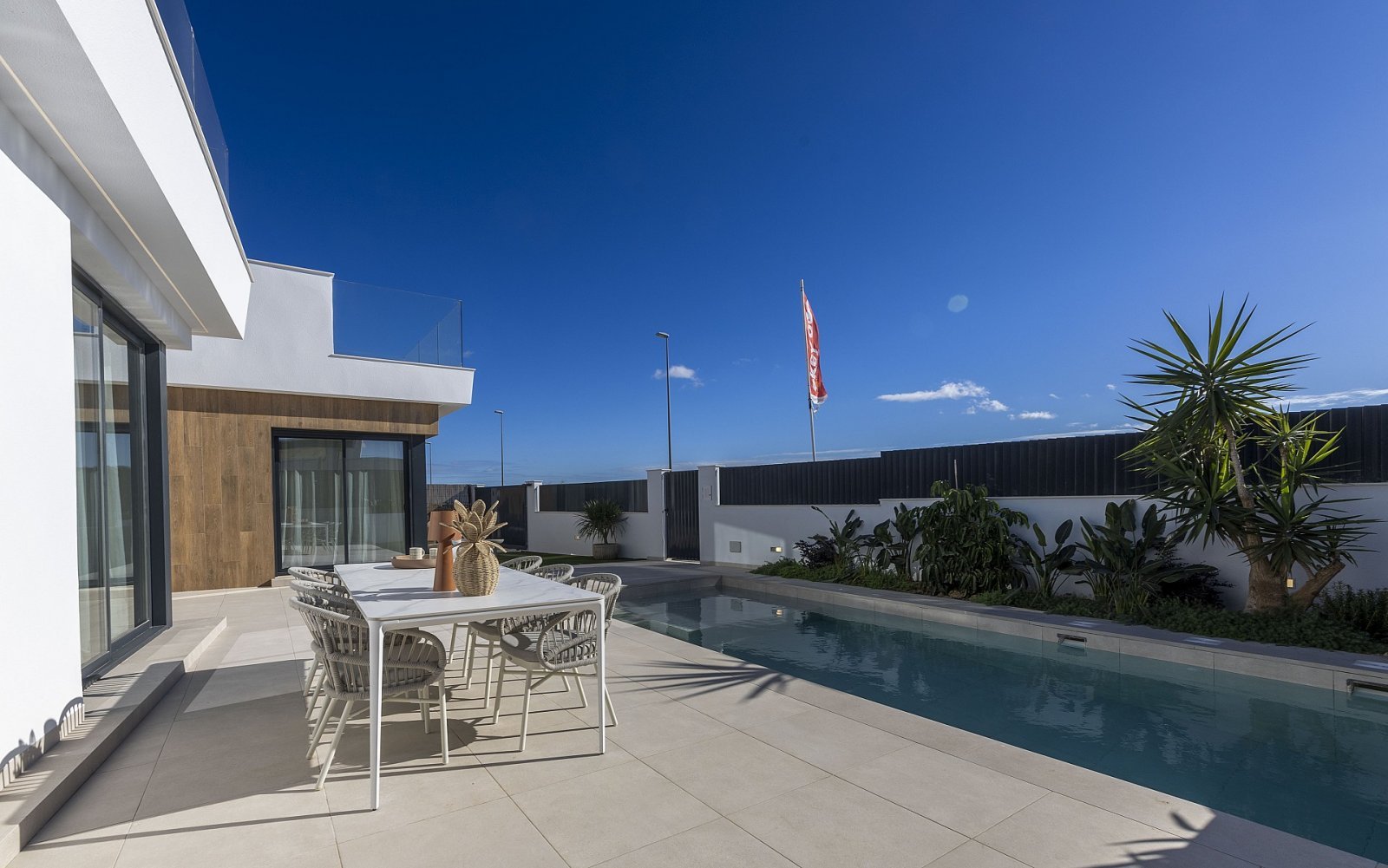 Moderne Golfvilla mit 3 Pool