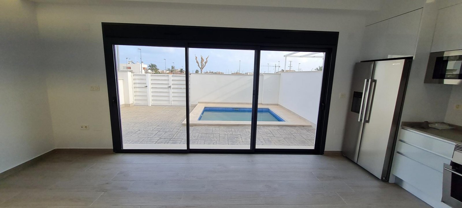 Moderne Villa mit Garten und optionalem Swimmingpool