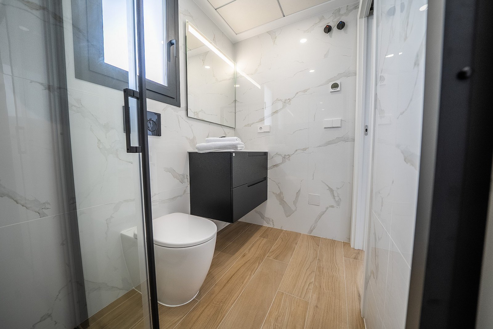 Premium-Villa mit Pool in begehrter Golflage