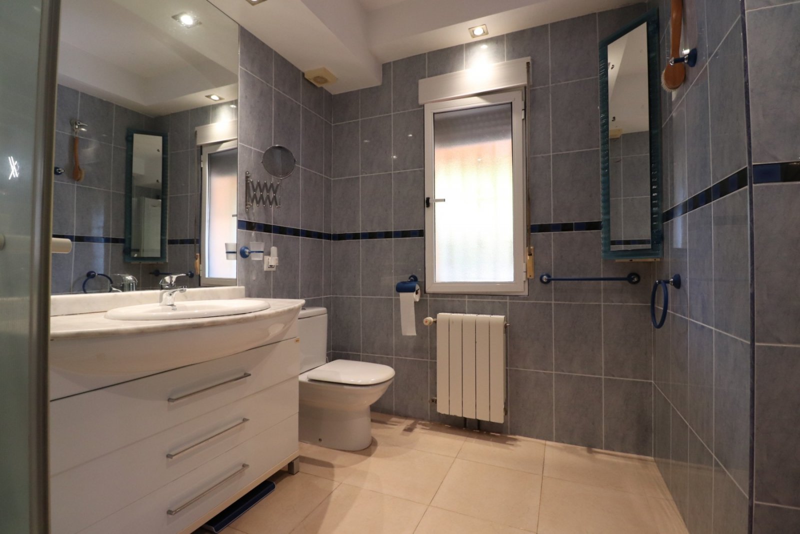 Luxusvilla mit Pool &amp; Traumblick