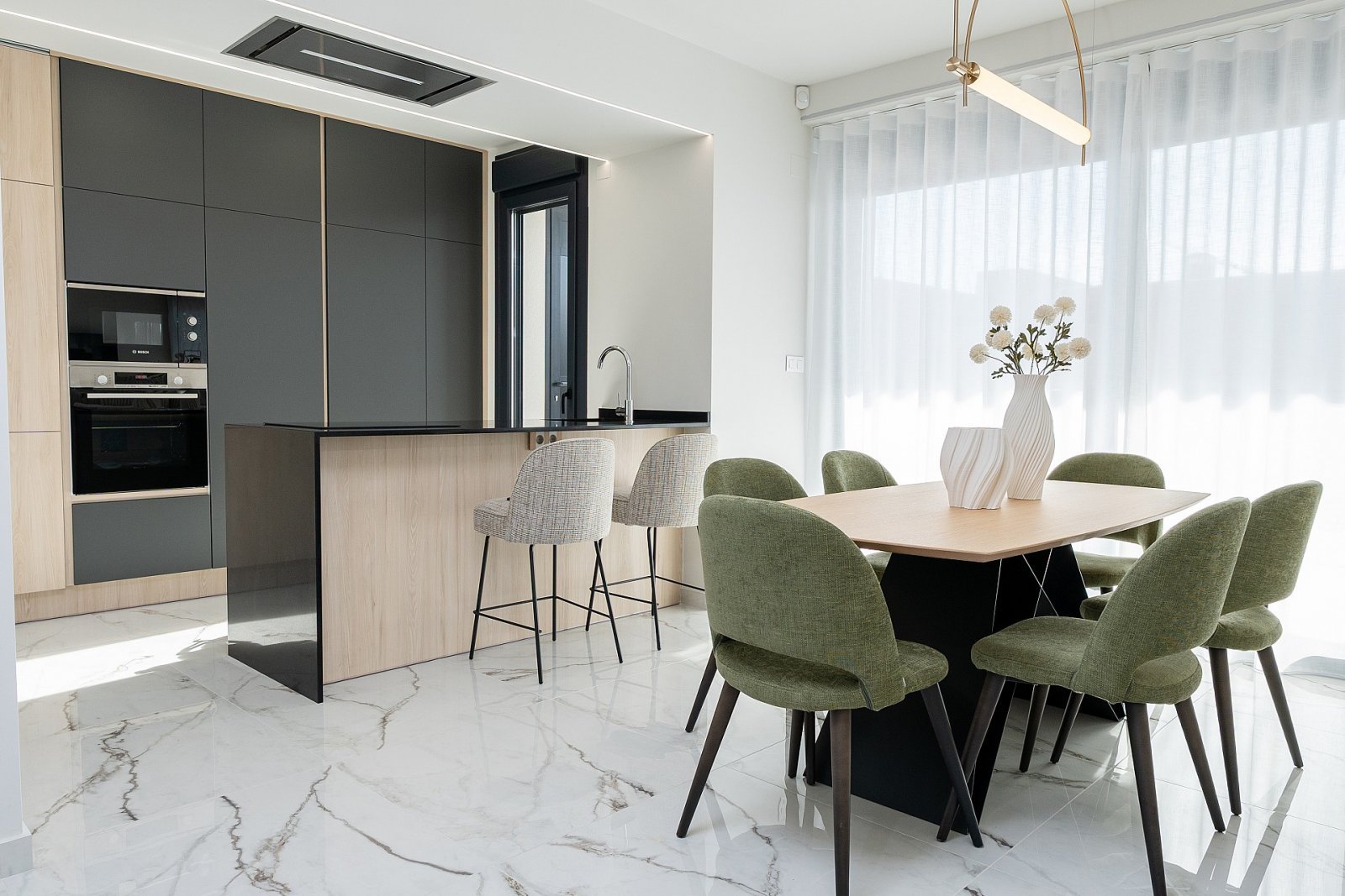 Exklusive Villa mit Privatpool und Parkplatz