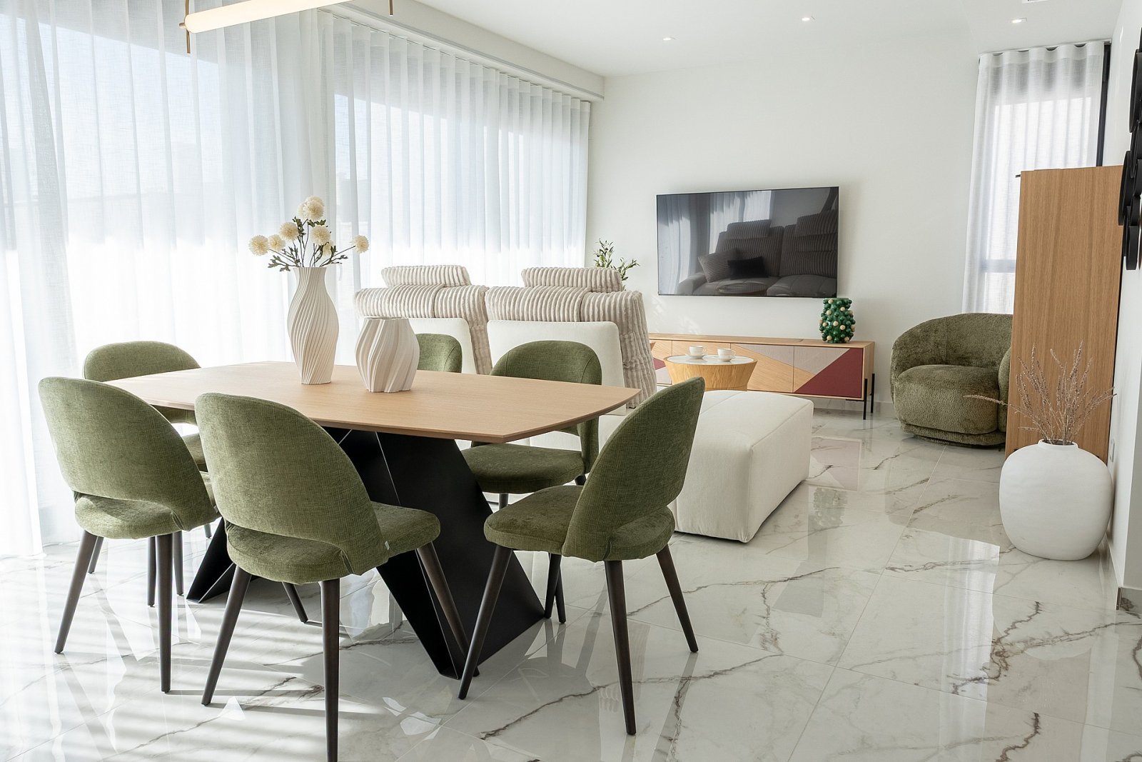 Exklusive Villa mit Privatpool und Parkplatz