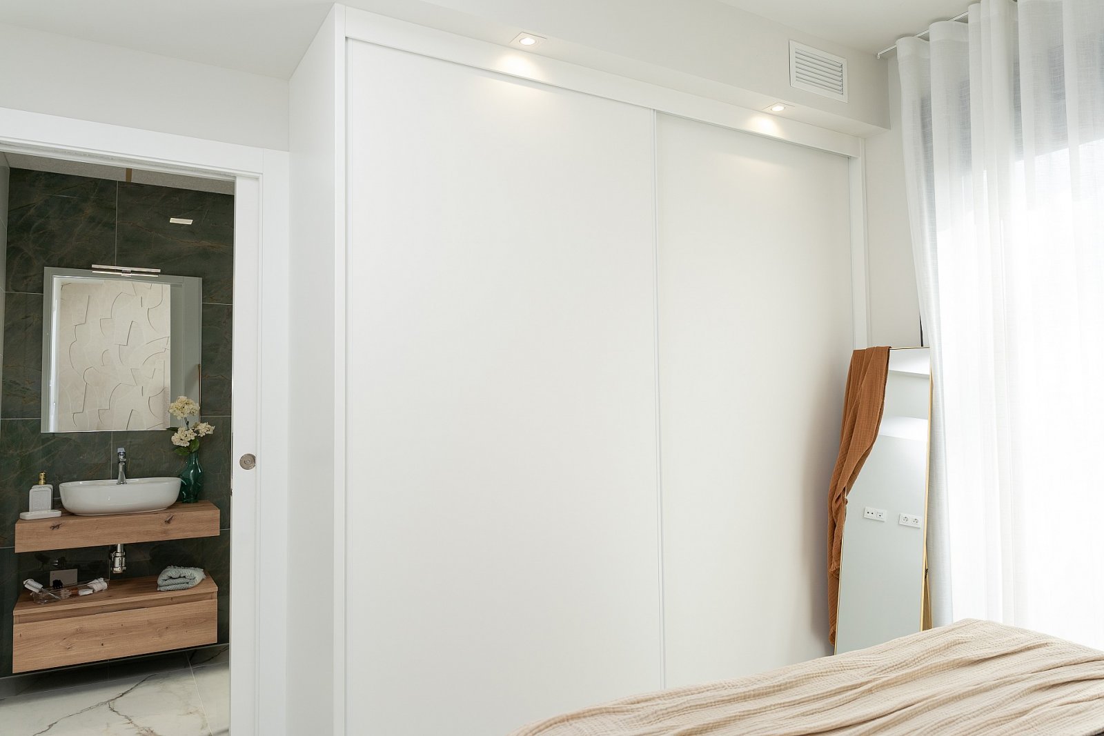 Exklusive Villa mit Privatpool und Parkplatz