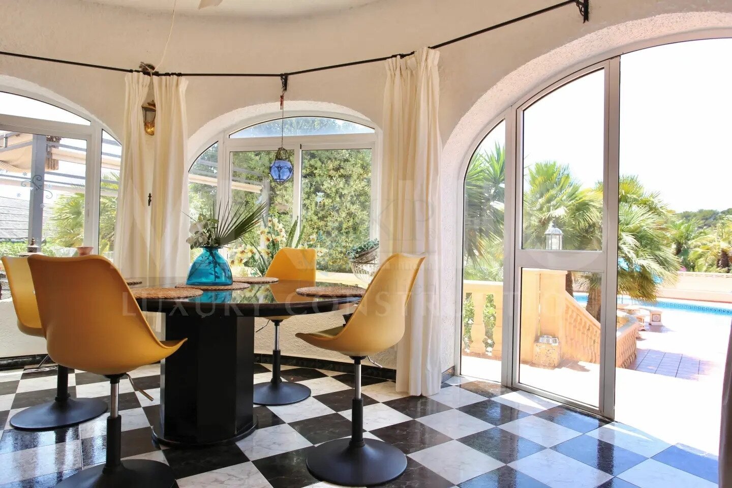 ***Wunderschöne Villa Mirador mit offenem 360-Grad-Blick auf das Meer und den Montgo***