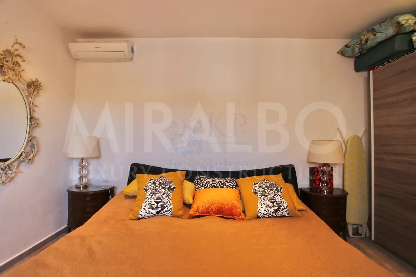 ***Wunderschöne Villa Mirador mit offenem 360-Grad-Blick auf das Meer und den Montgo***