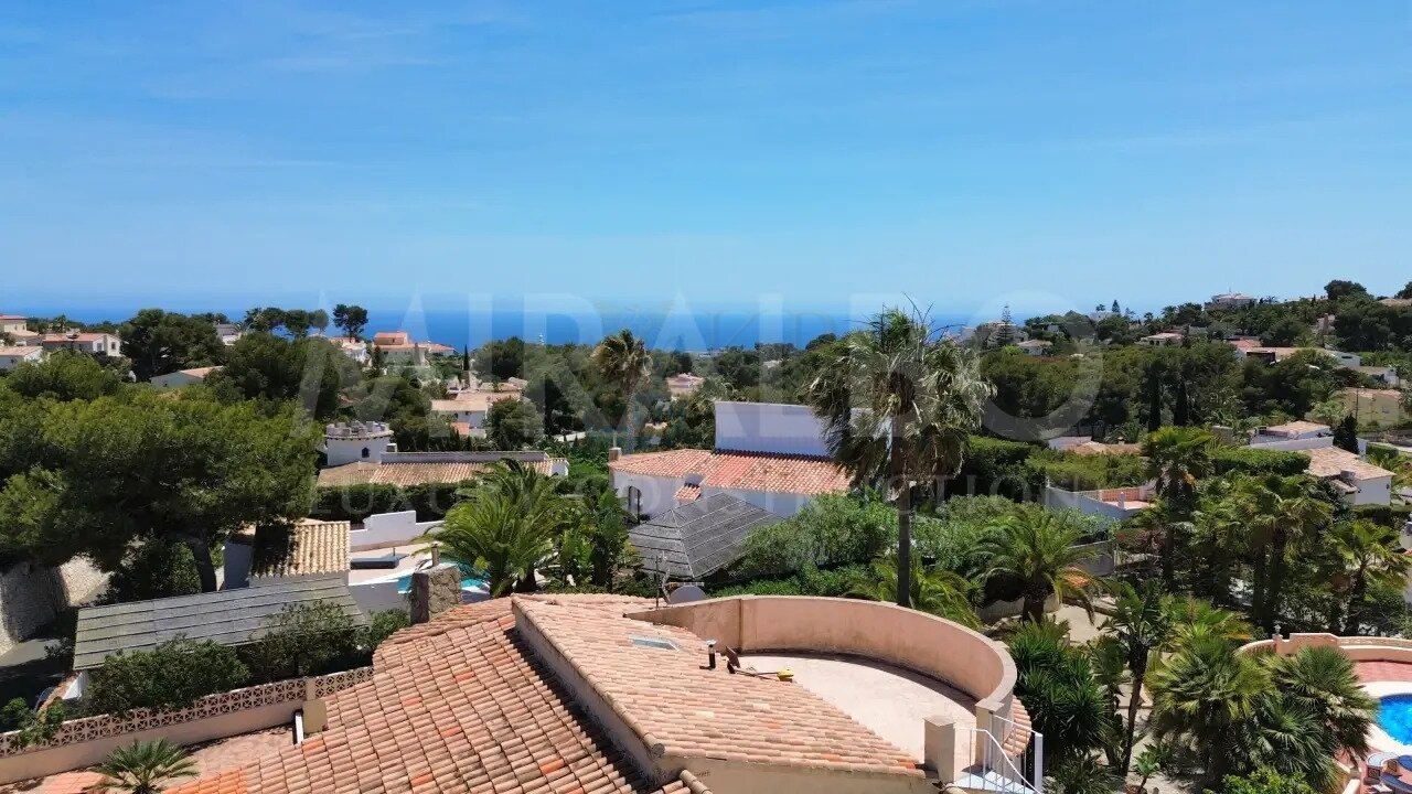 ***Wunderschöne Villa Mirador mit offenem 360-Grad-Blick auf das Meer und den Montgo***