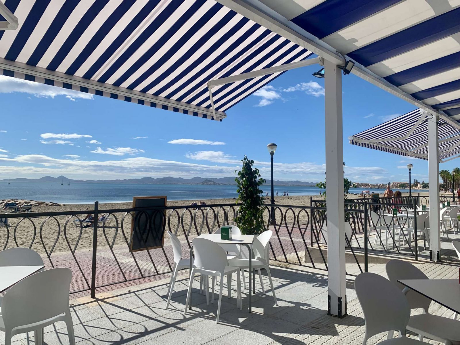Strandvilla direkt am Meer (50m)