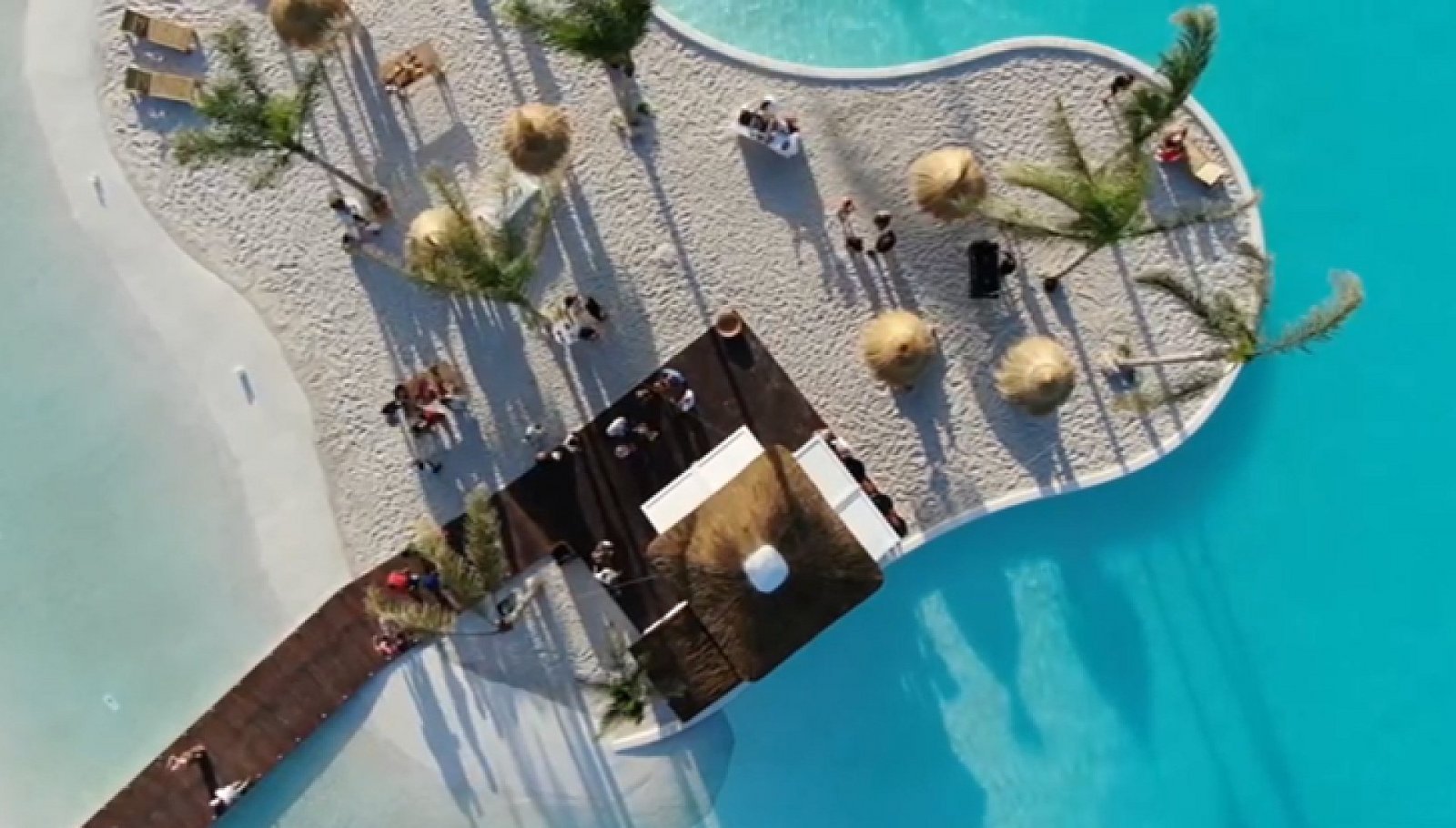 Exklusive Villa mit privatem Pool im Resort