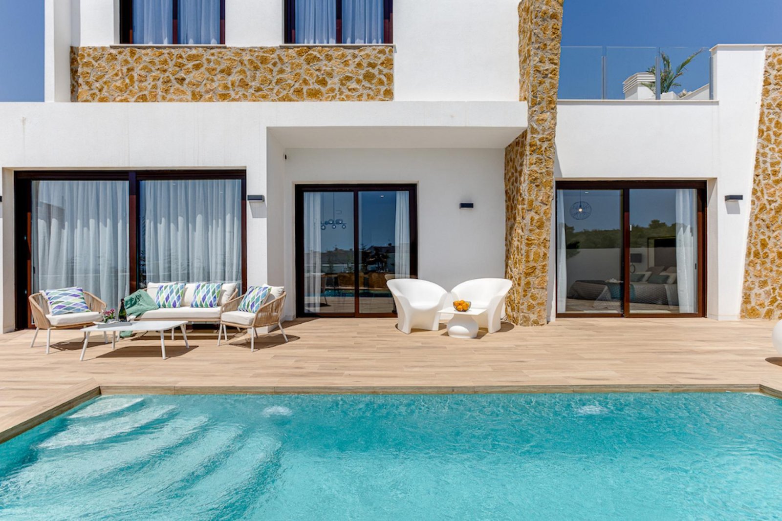 Moderne Villa mit 360° Panorama und Meerblick