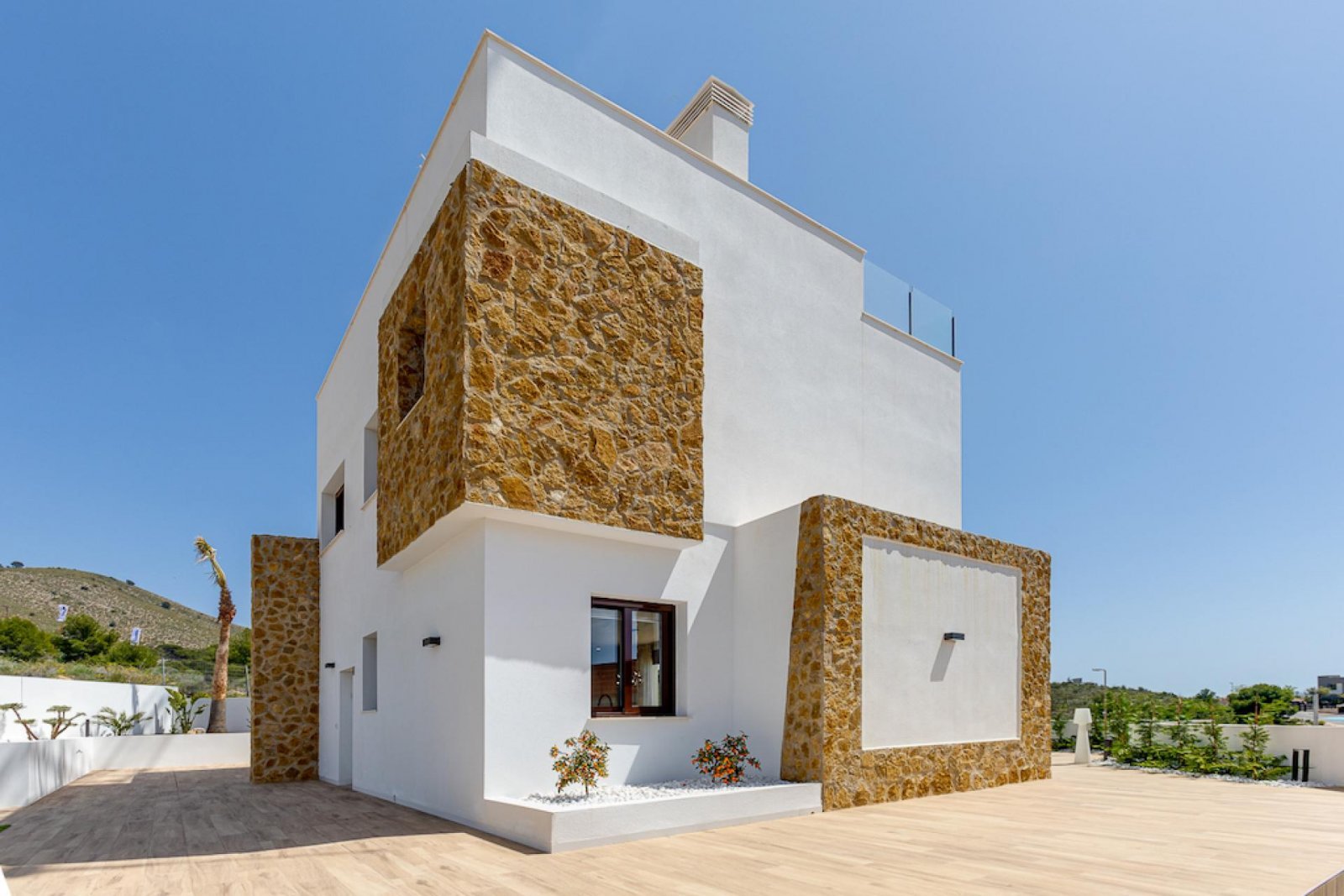 Moderne Villa mit 360° Panorama und Meerblick