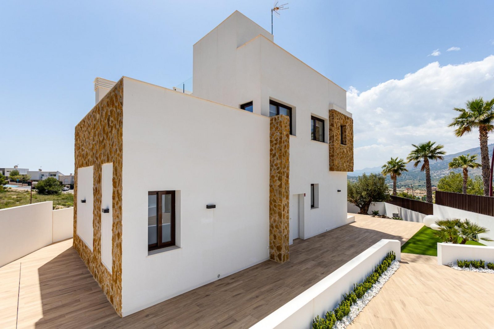 Moderne Villa mit 360° Panorama und Meerblick