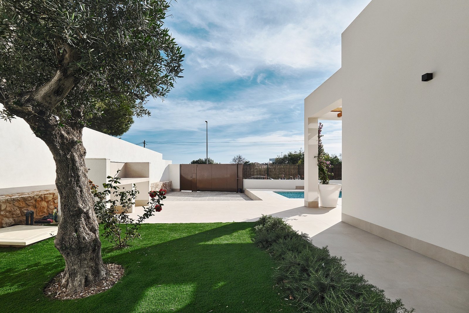 Moderne Villa mit Pool in Lomas - Ihr neues Zuhause in Spanien