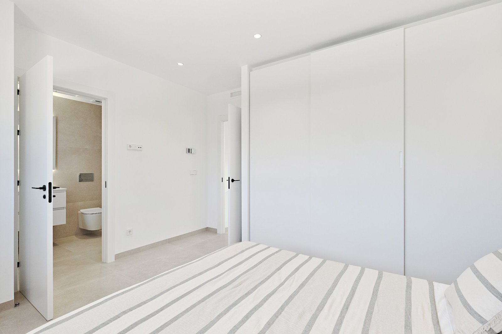Moderne Villa mit Pool in Lomas - Ihr neues Zuhause in Spanien