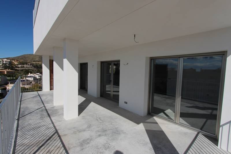 Exklusive Traumvilla mit fantastischem Meerblick, privatem Pool &amp; Aufzug