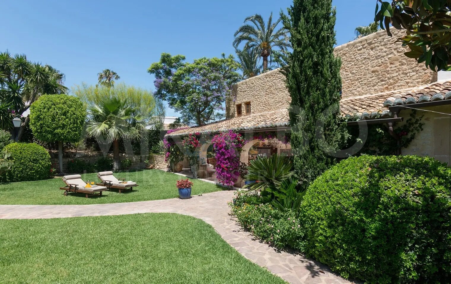 ***Einzigartige Villa La Escondida nur 5 Minuten vom Arenal von Jávea entfernt***