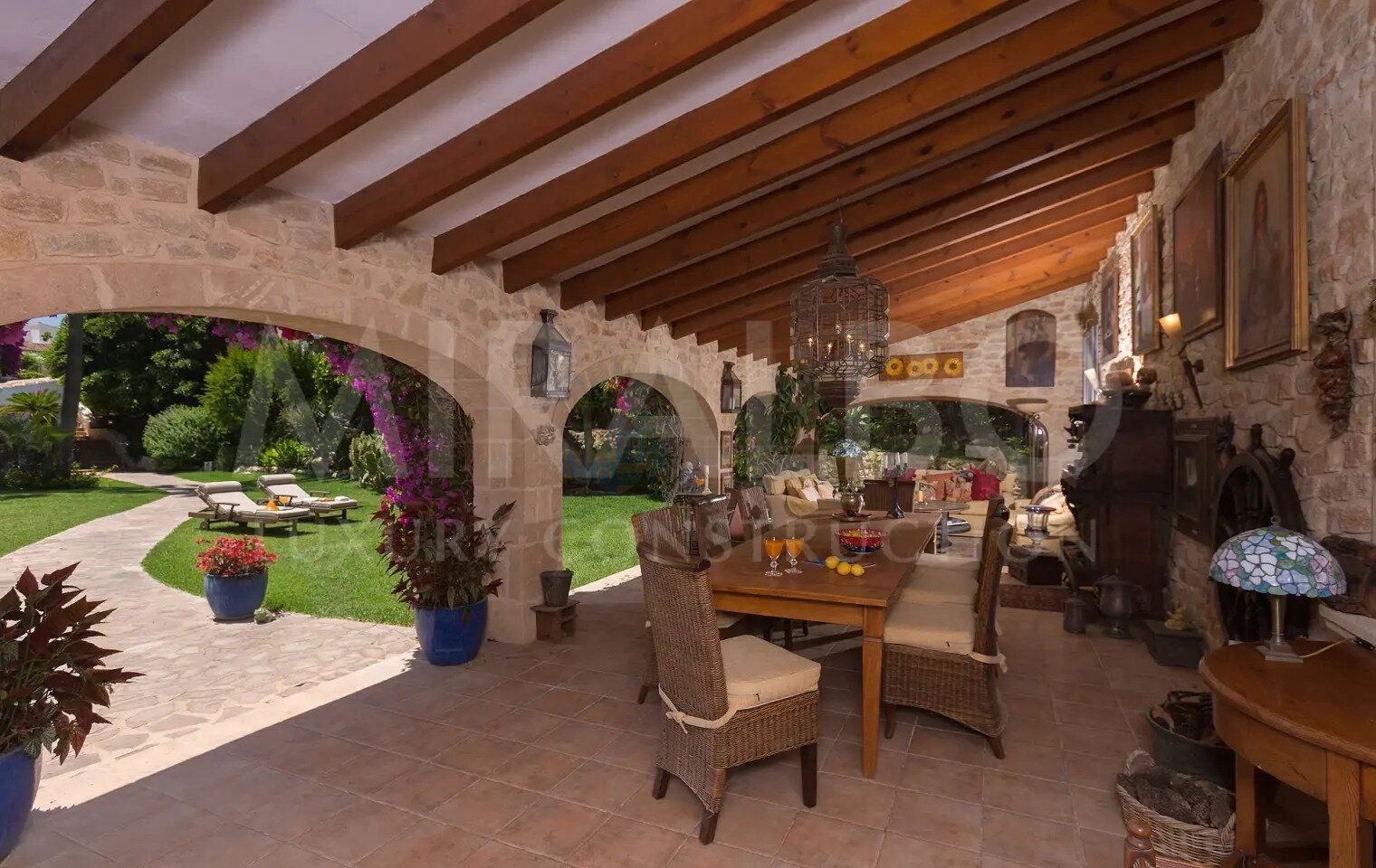 ***Einzigartige Villa La Escondida nur 5 Minuten vom Arenal von Jávea entfernt***
