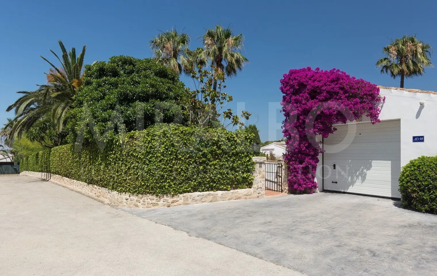 ***Einzigartige Villa La Escondida nur 5 Minuten vom Arenal von Jávea entfernt***