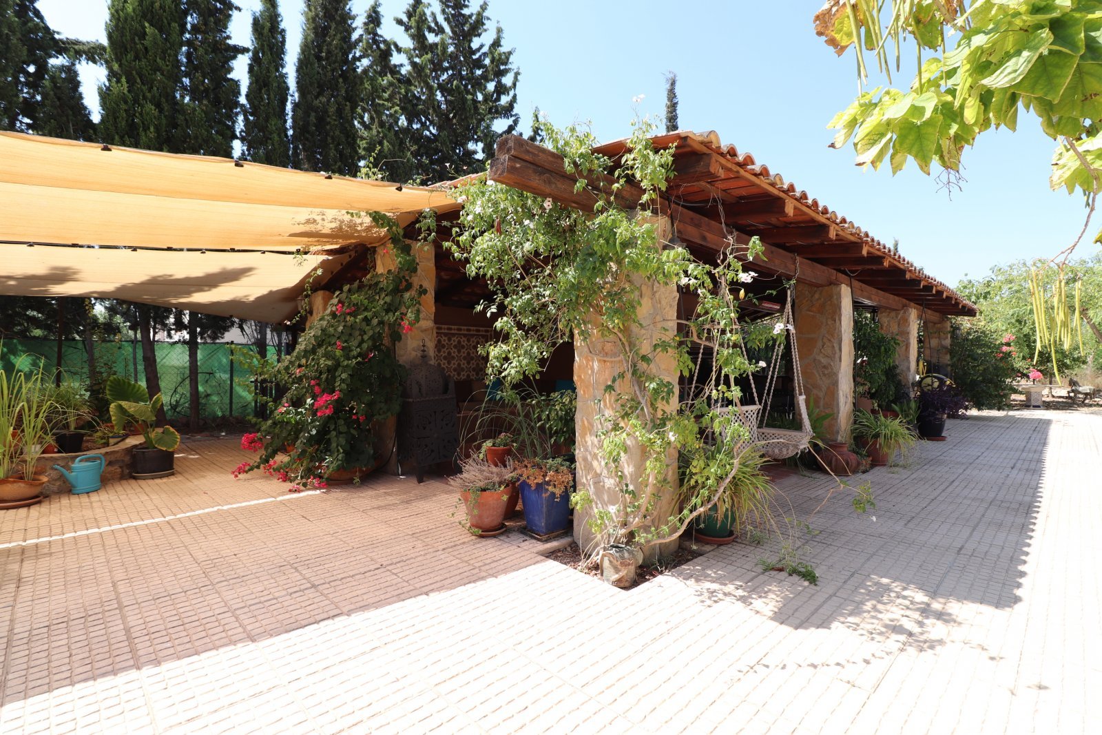 Exklusive Landresidenz mit Pool, BBQ-Bereich und herrlichen Ausblicken