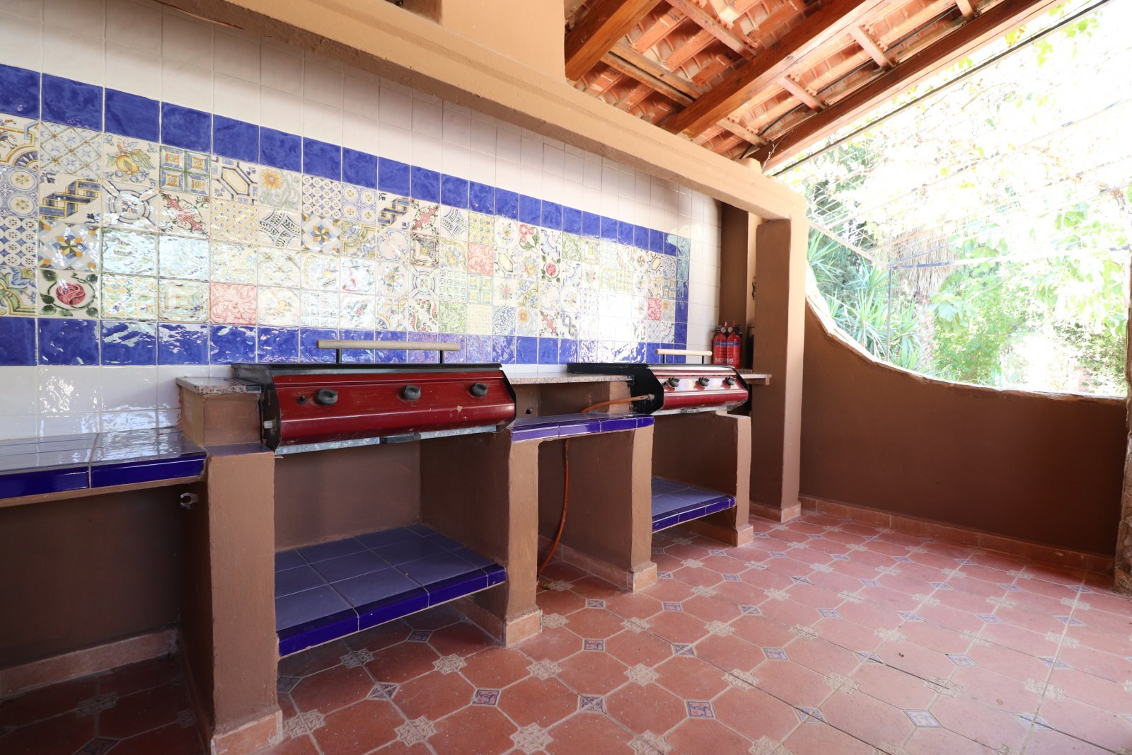 Exklusive Landresidenz mit Pool, BBQ-Bereich und herrlichen Ausblicken