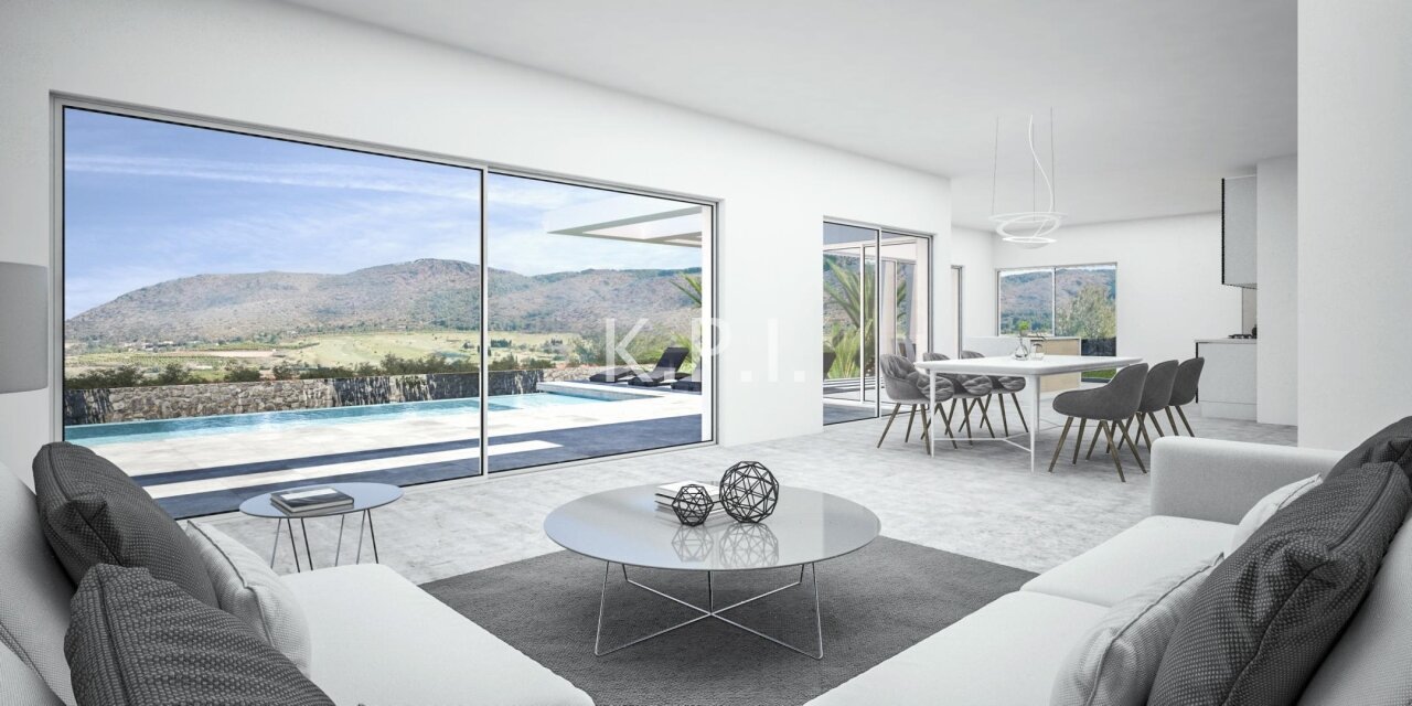***Neubauvilla Aurora mit Pool auf riesigem Grundstück***