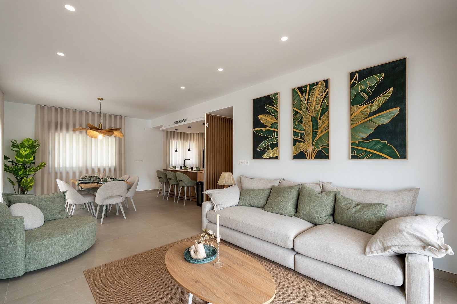 Stilvolle Villa mit Privatpool und Garage