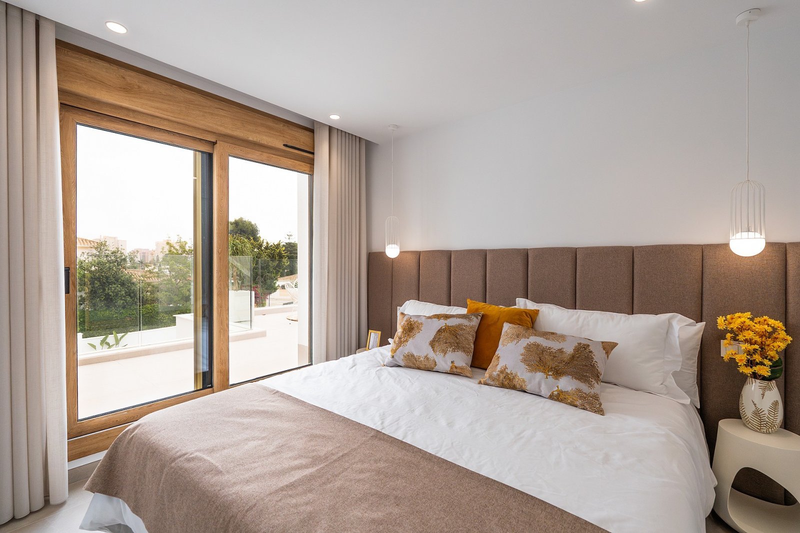 Stilvolle Villa mit Privatpool und Garage