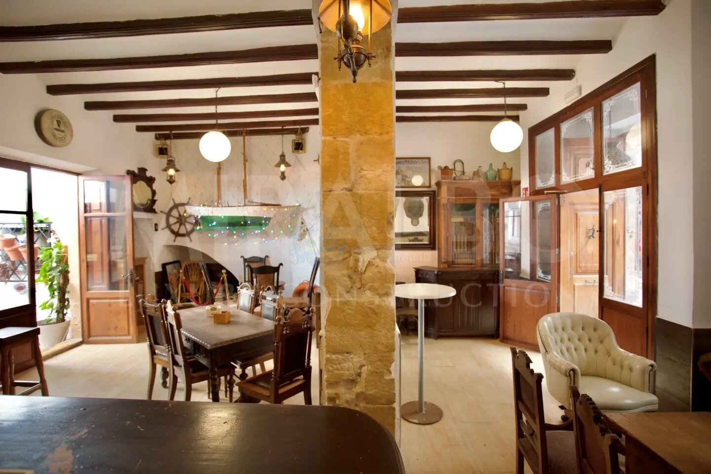 Ca Tosal - Zwei Gebäude mit Restaurant im EG in der Altstadt von Jávea