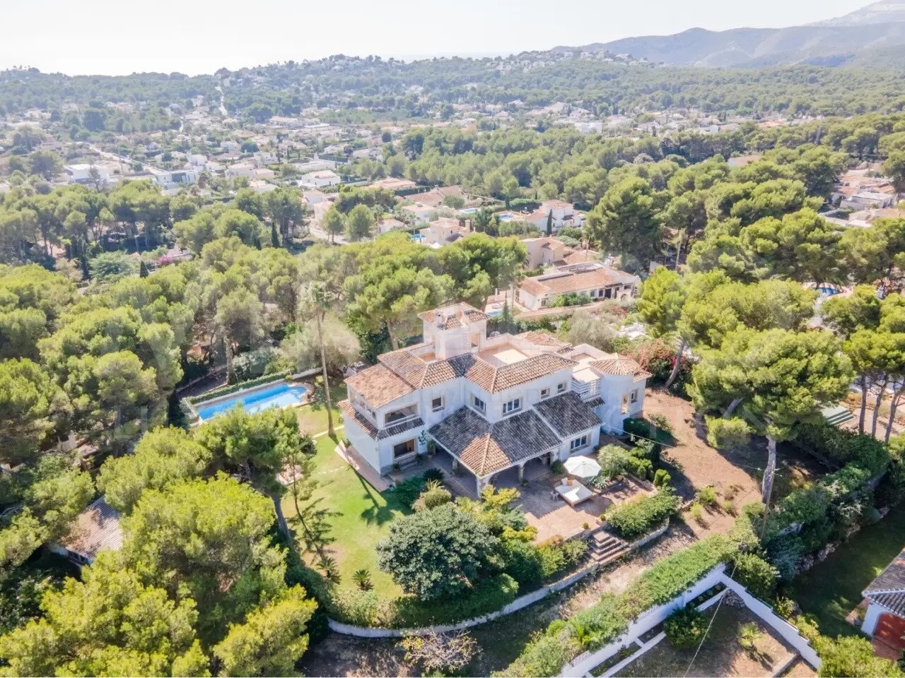 ***Schöne traditionelle Villa Serena mit fantastischem Blick***