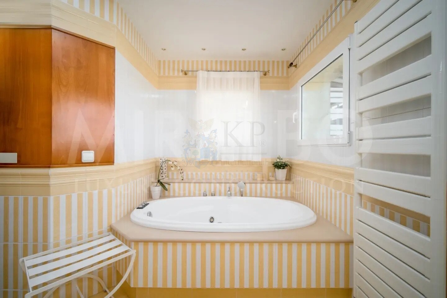 ***Schöne traditionelle Villa Serena mit fantastischem Blick***