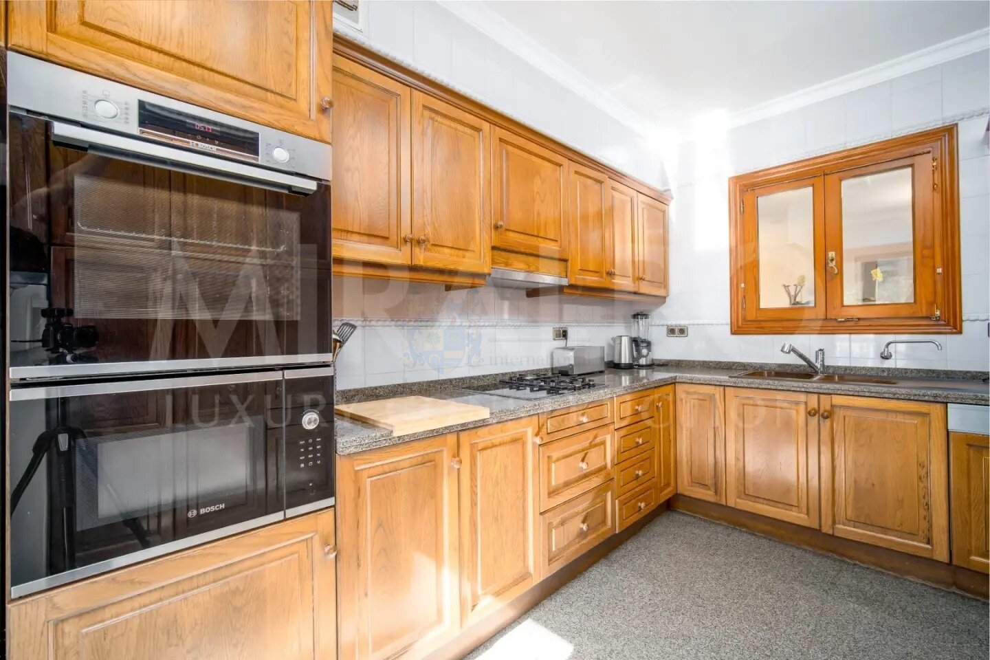 ***Schöne traditionelle Villa Serena mit fantastischem Blick***