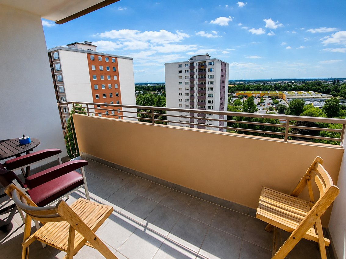 gut geschnittene Hochhauswohnung, mit toller Aussicht
