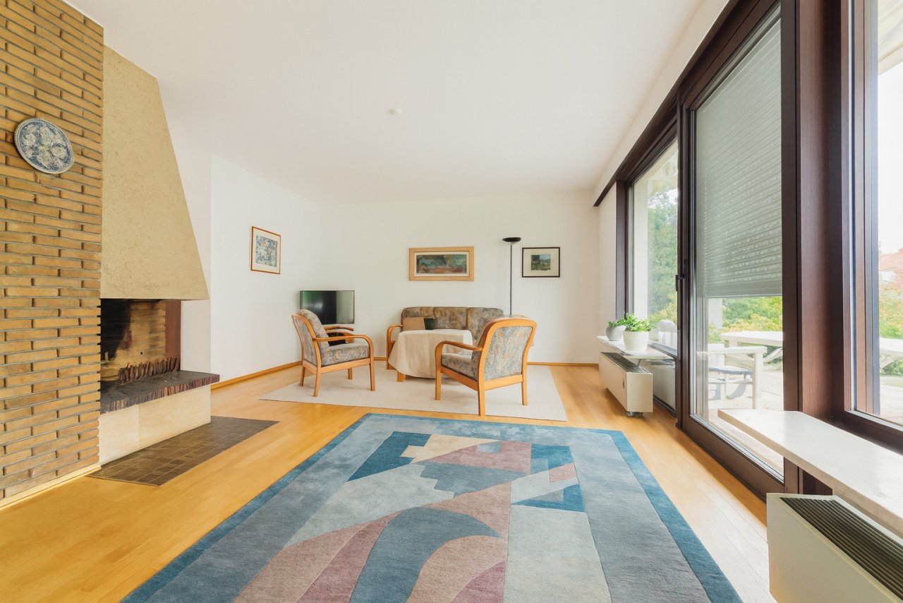 Wohnzimmer mit Kamin Wohnzimmer mit Kamin